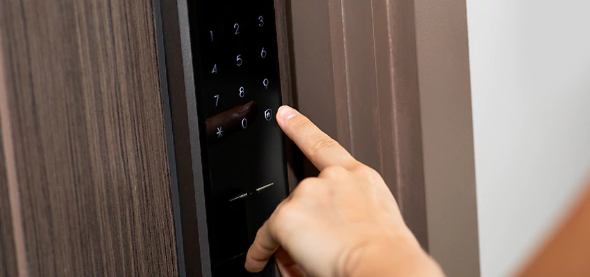 Smart Electric Locks Replacement Services in North Fort Myers, FL