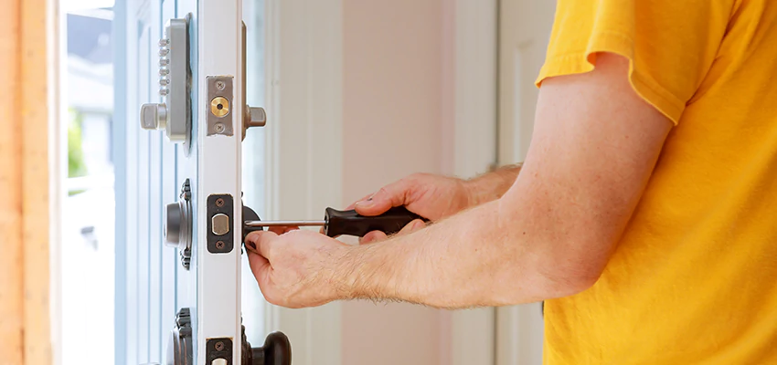 Eviction Locksmith For Key Fob Replacement Services in North Fort Myers, FL